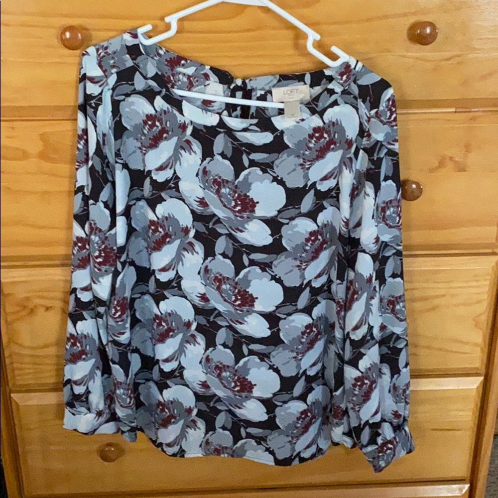 Flower LOFT blouse